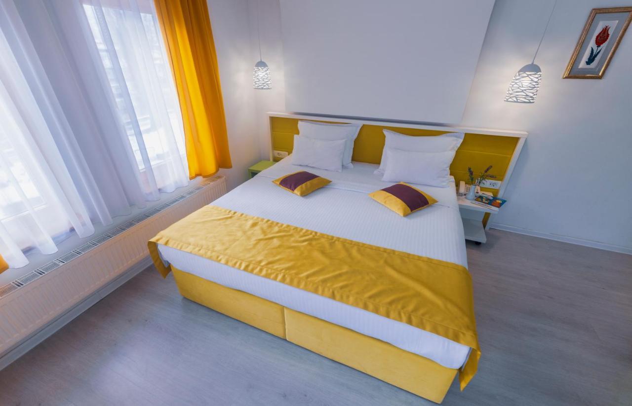 Hotel Boutique Libris Sarajevo Luaran gambar