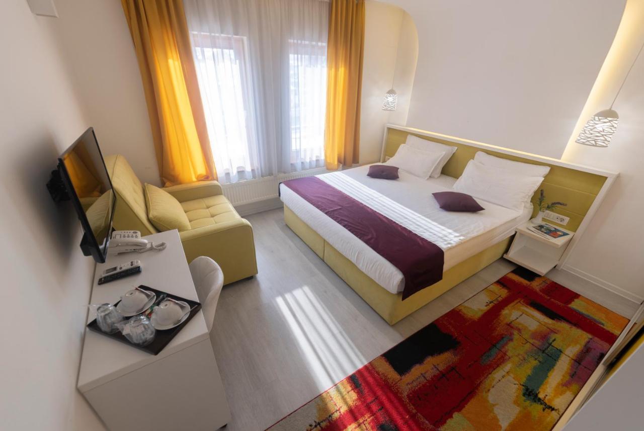 Hotel Boutique Libris Sarajevo Luaran gambar