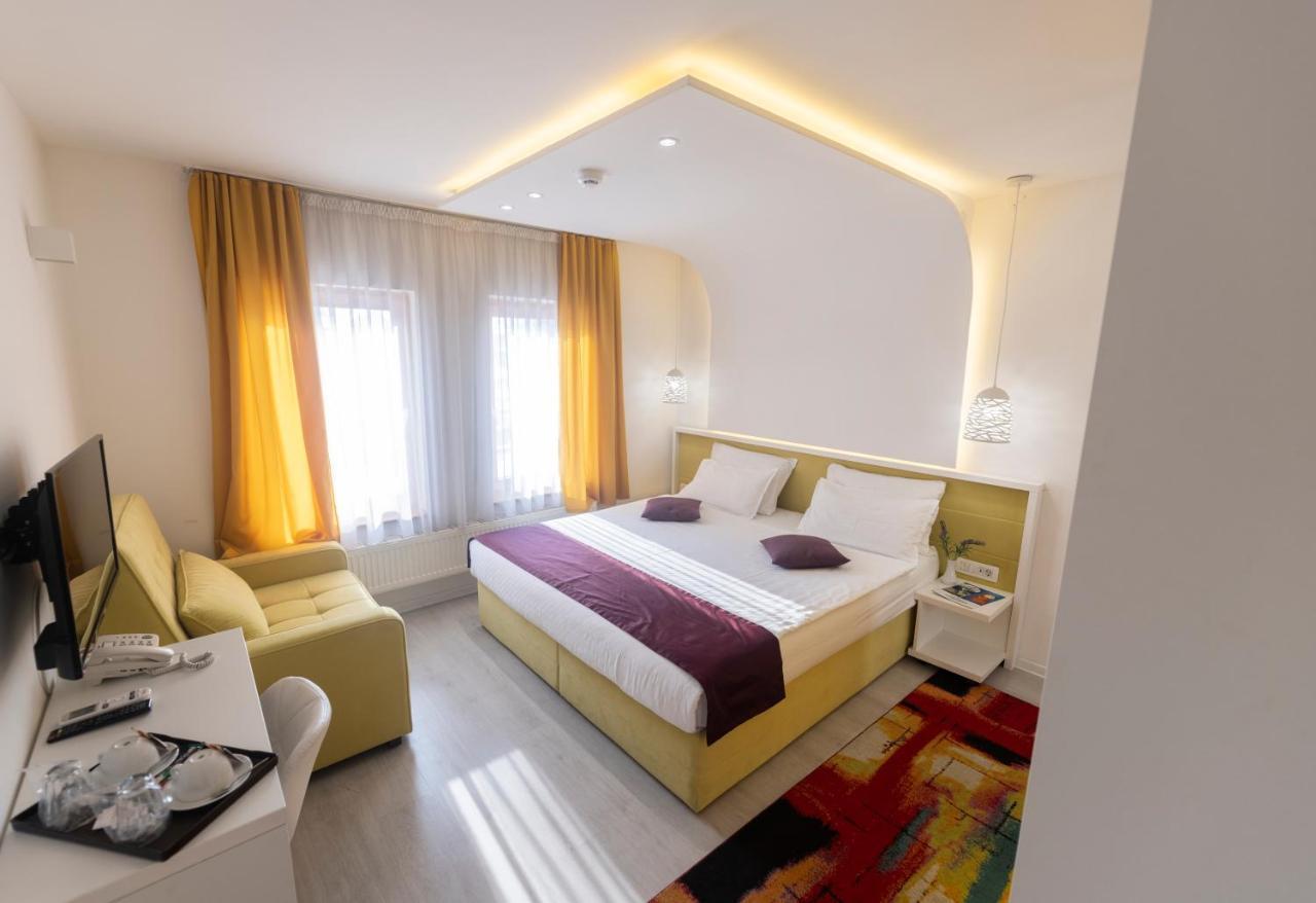 Hotel Boutique Libris Sarajevo Luaran gambar