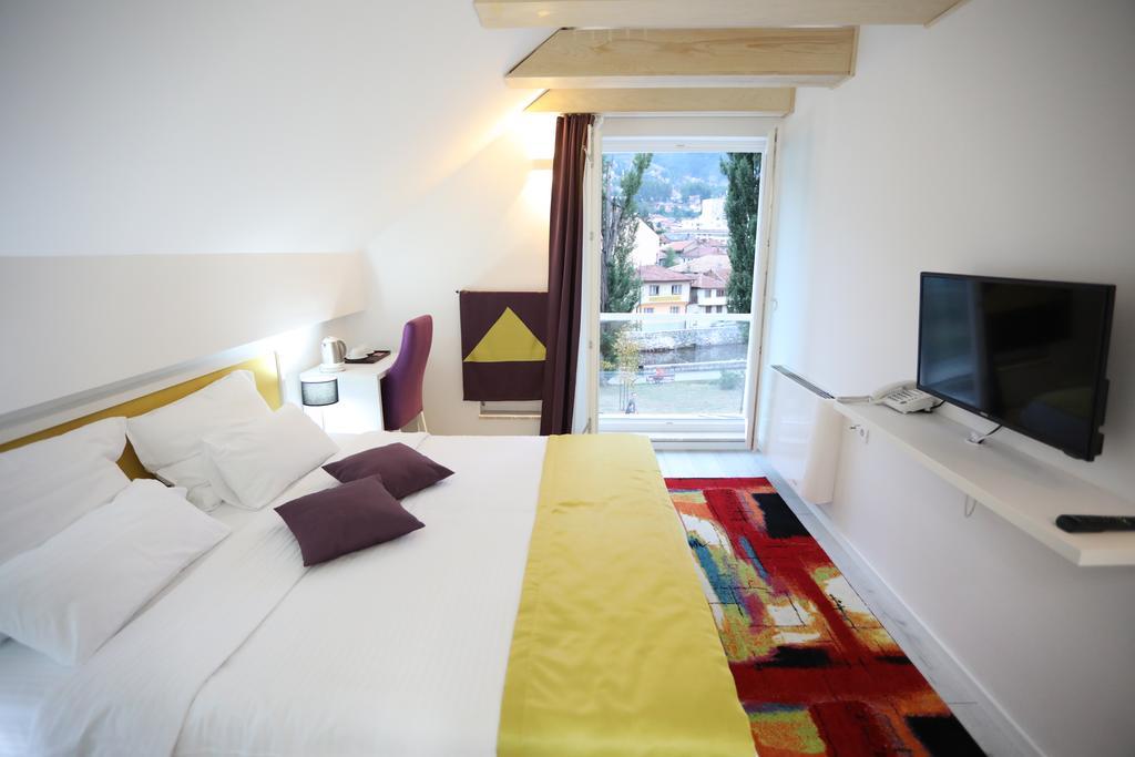 Hotel Boutique Libris Sarajevo Luaran gambar